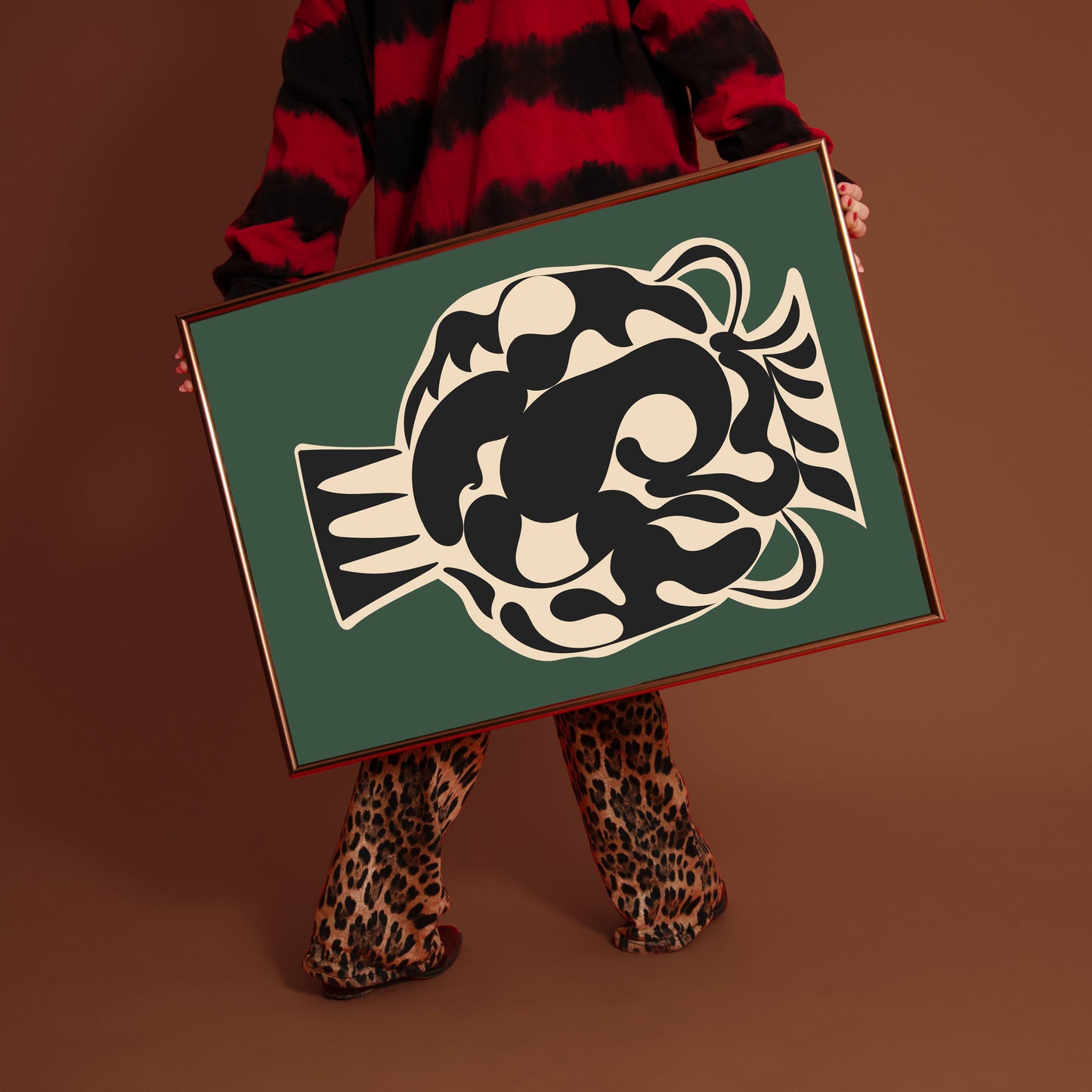 Lucrecia Rey Caro - Jarron negro